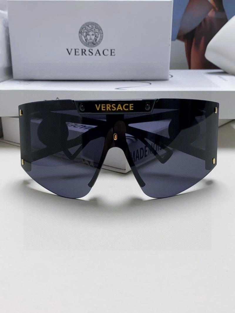 Versace Sunglasses TravelReady 282550