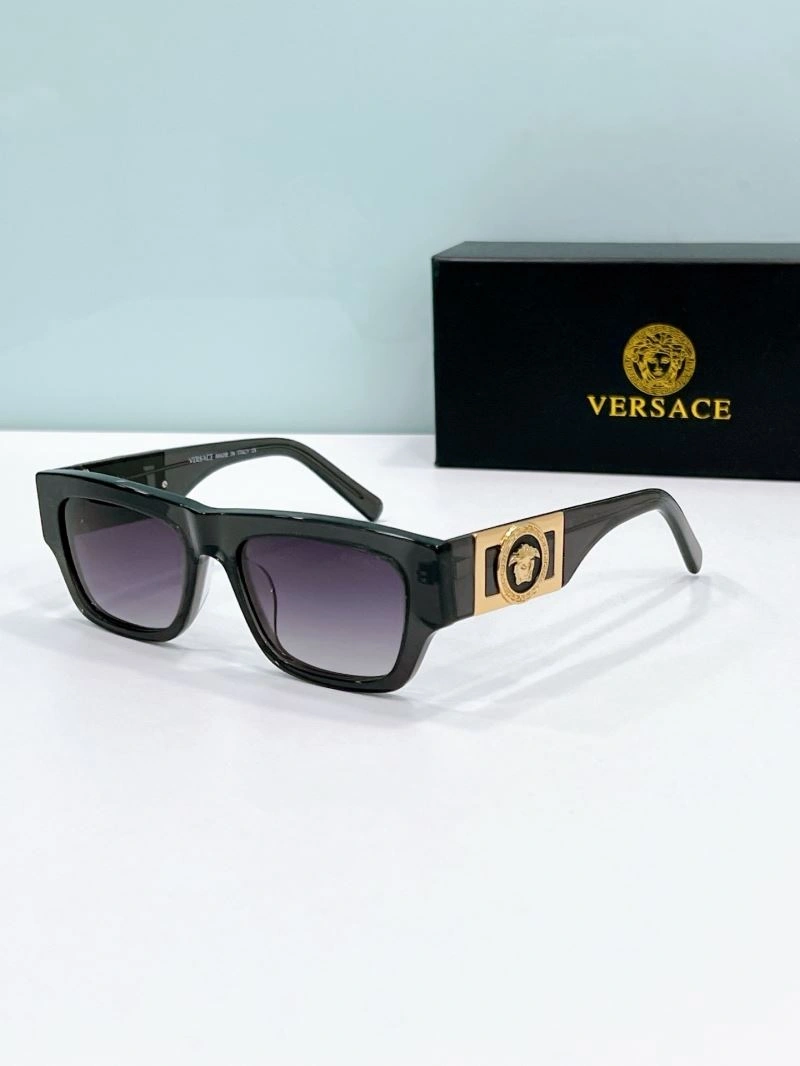 Lightweight Versace Sunglasses 282679