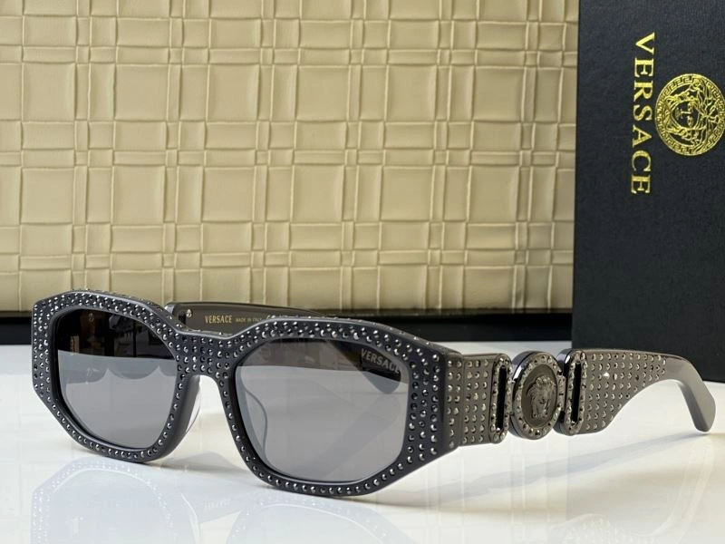 Modern Versace Sunglasses 282675