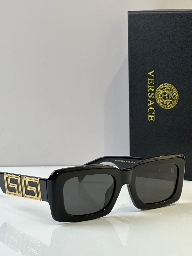 Youthful Versace Sunglasses 282647