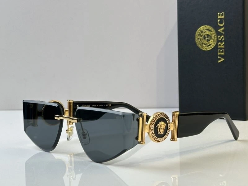 Efficient Versace Sunglasses 282646