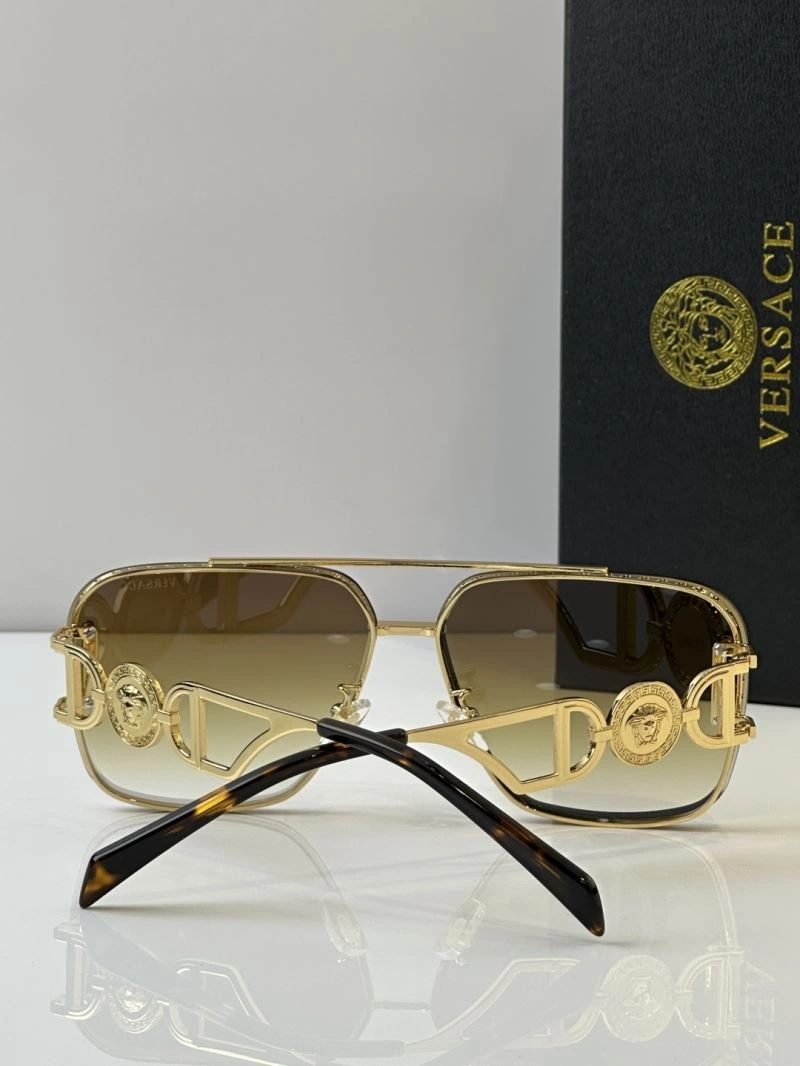 Refined Versace Sunglasses 282639