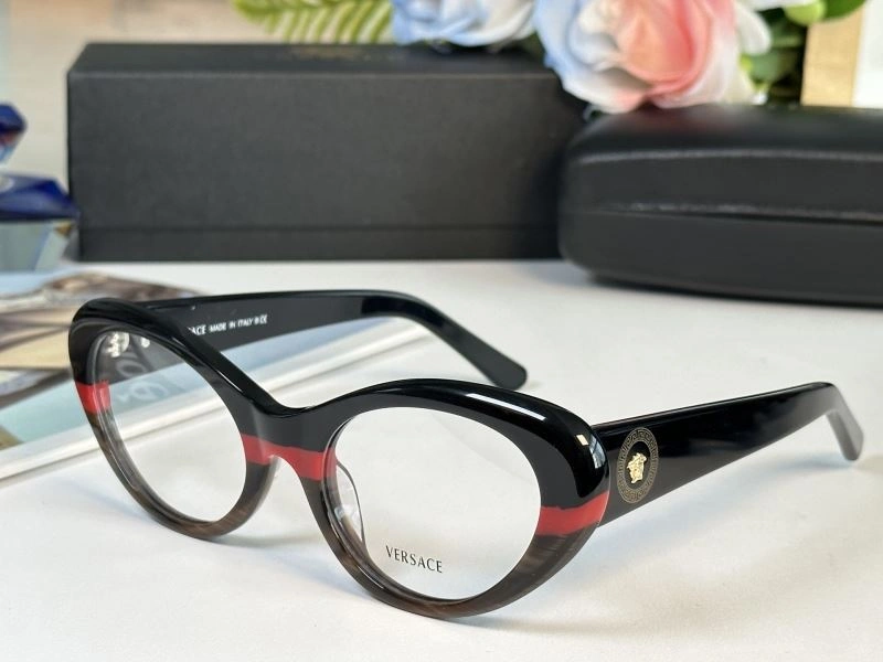 Lightweight Versace Sunglasses 282629