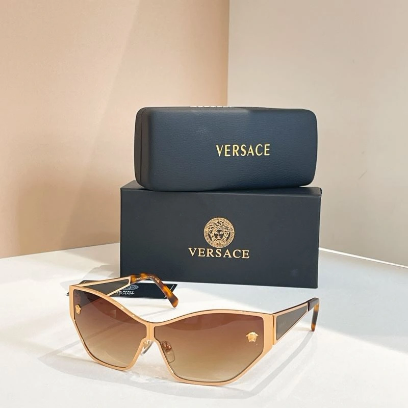 Refined Versace Sunglasses 282633