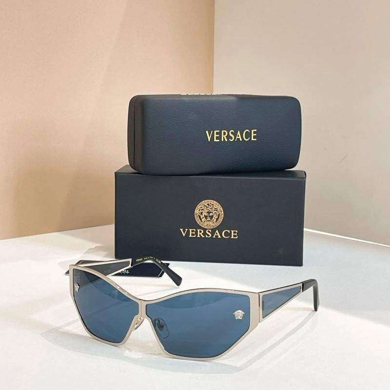 Refined Versace Sunglasses 282633