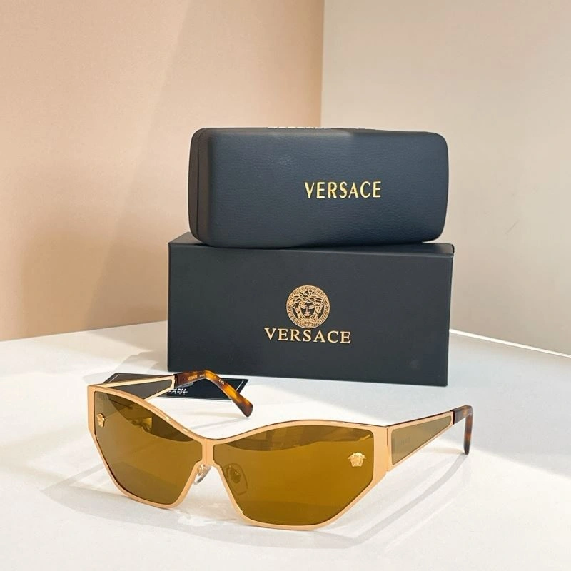 Refined Versace Sunglasses 282633