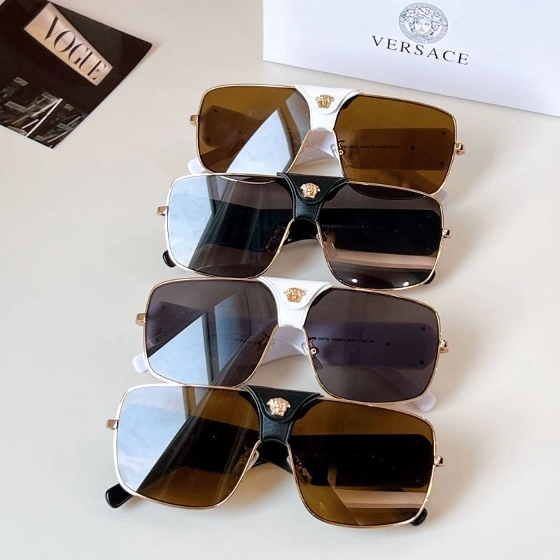 Lightweight Versace Sunglasses 282619