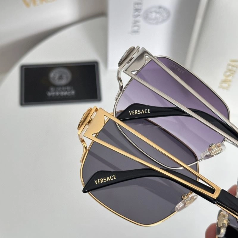 Sophisticated Versace Sunglasses 282609