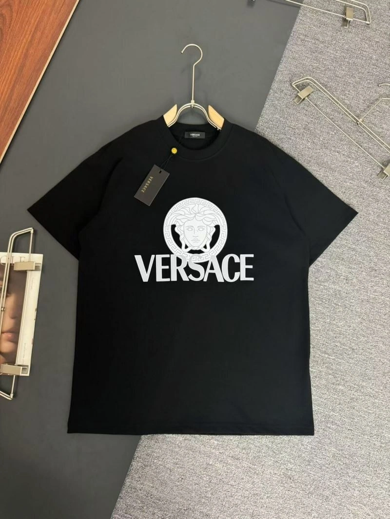 Chic Versace T-Shirts 175148