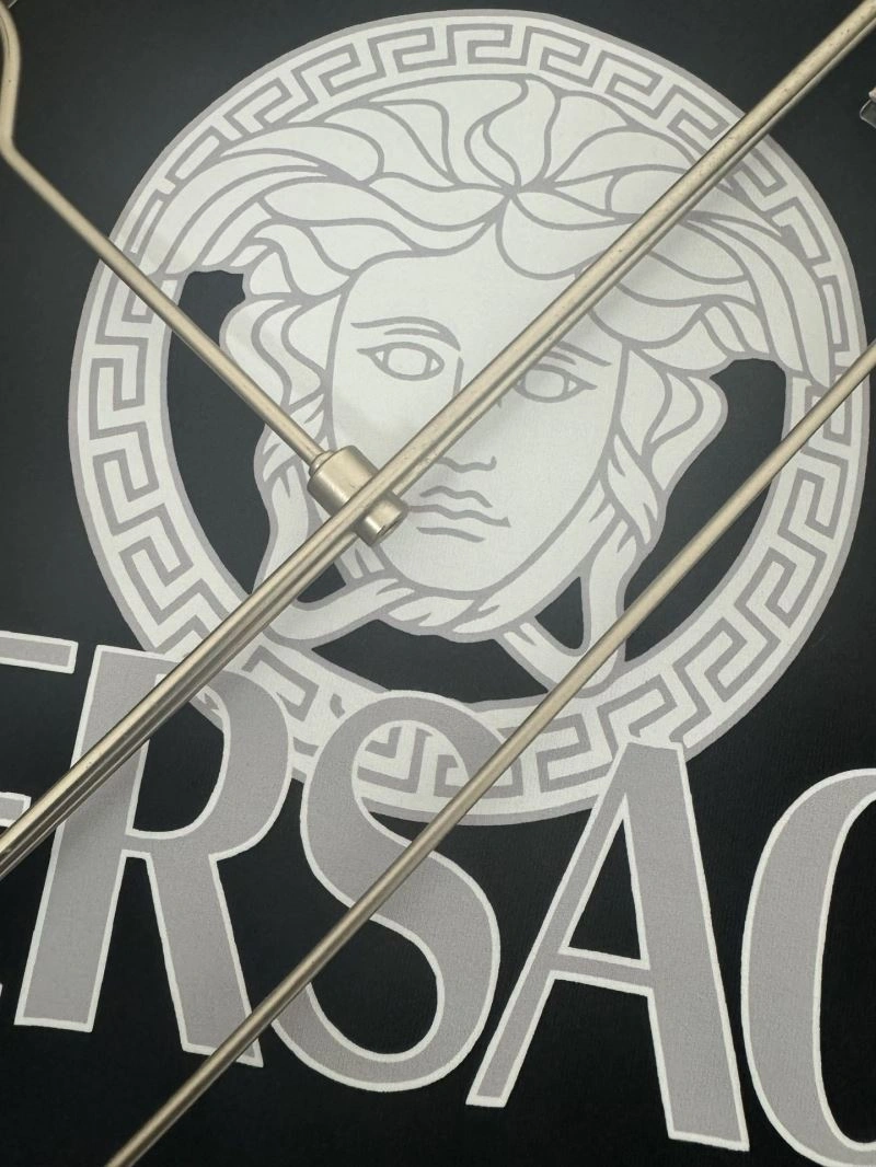 Chic Versace T-Shirts 175148