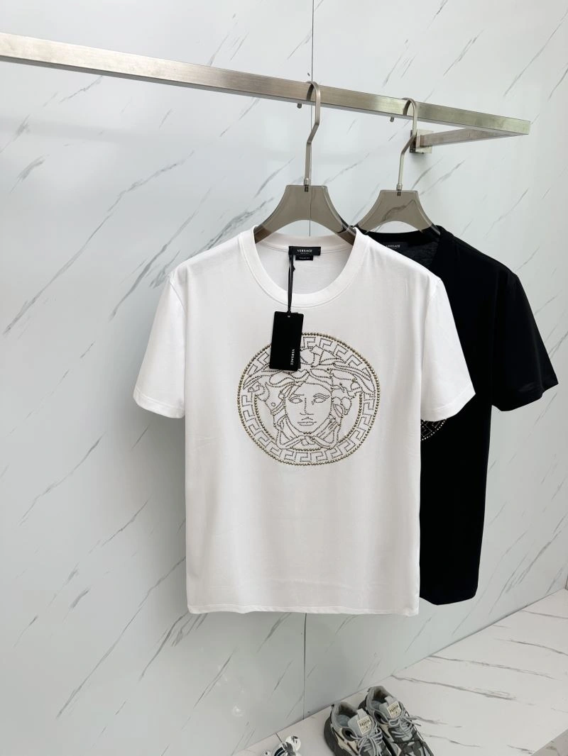 UrbanChic Versace T-Shirts 175657