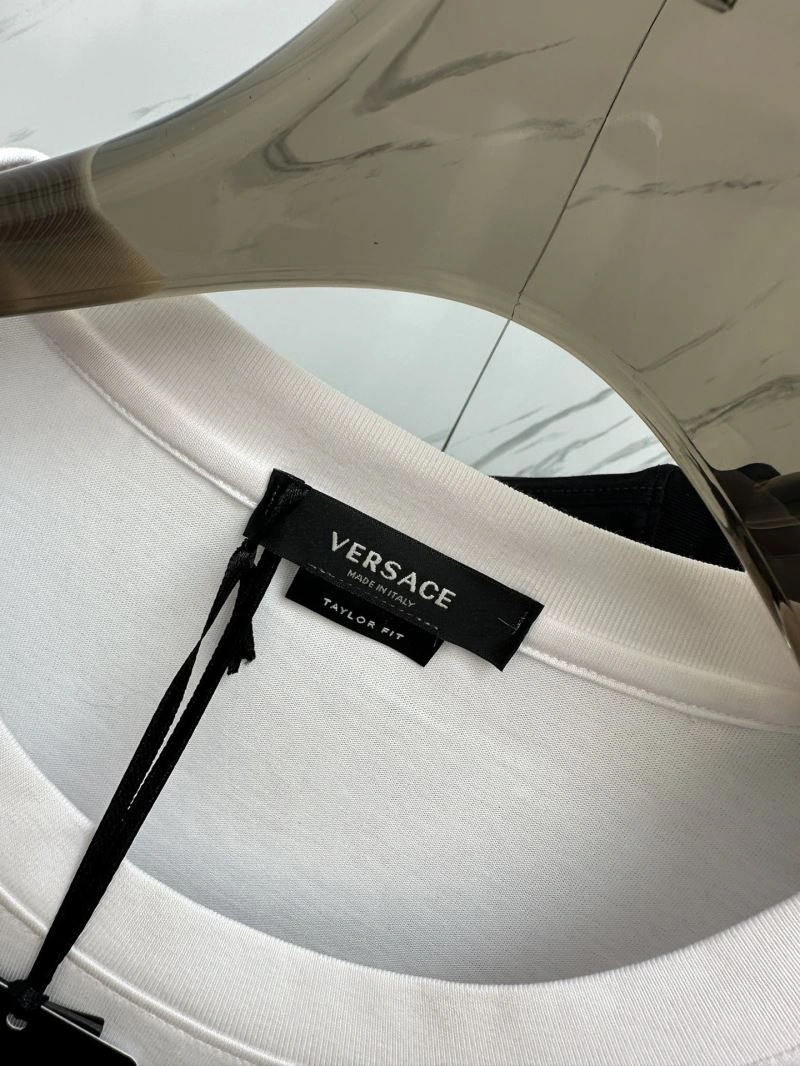 UrbanChic Versace T-Shirts 175657