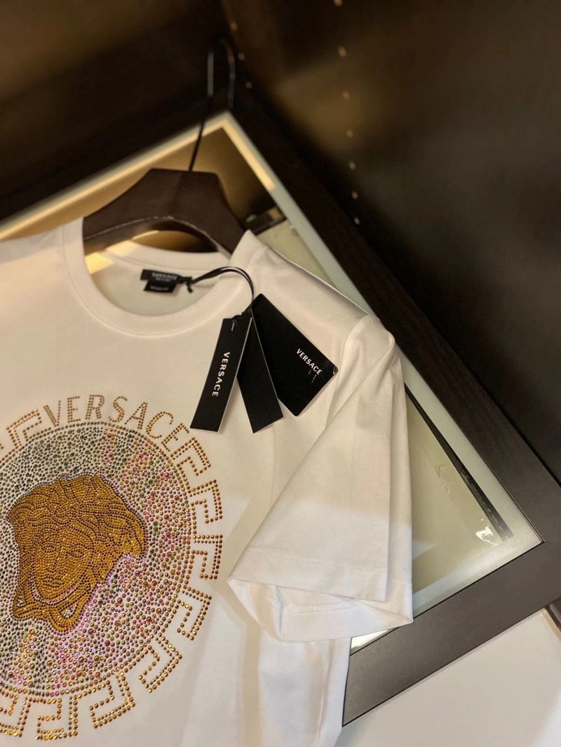 Versace T-Shirts Affordable 175639