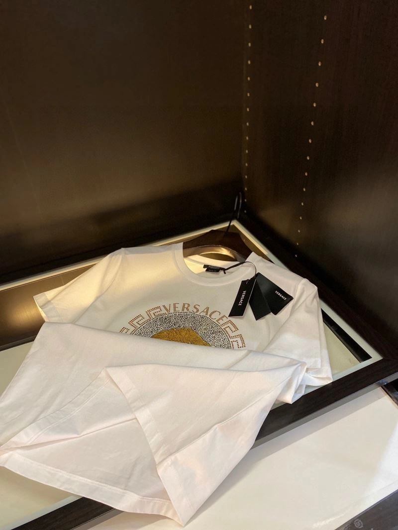Versace T-Shirts Affordable 175639