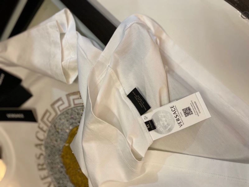 Versace T-Shirts Affordable 175639