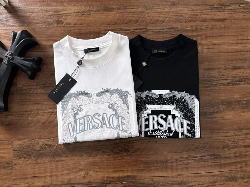 Versace T-Shirts ComfortFit 175633