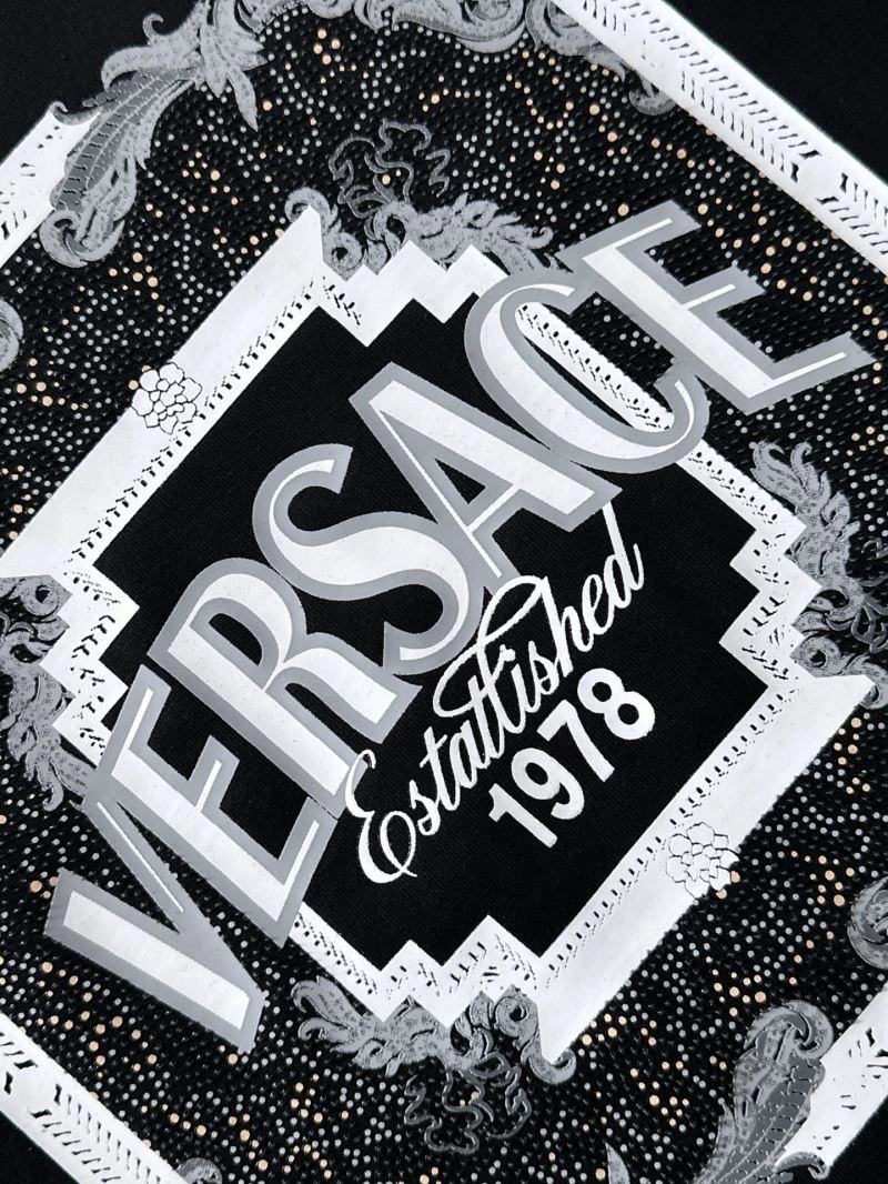 Versace T-Shirts ComfortFit 175633