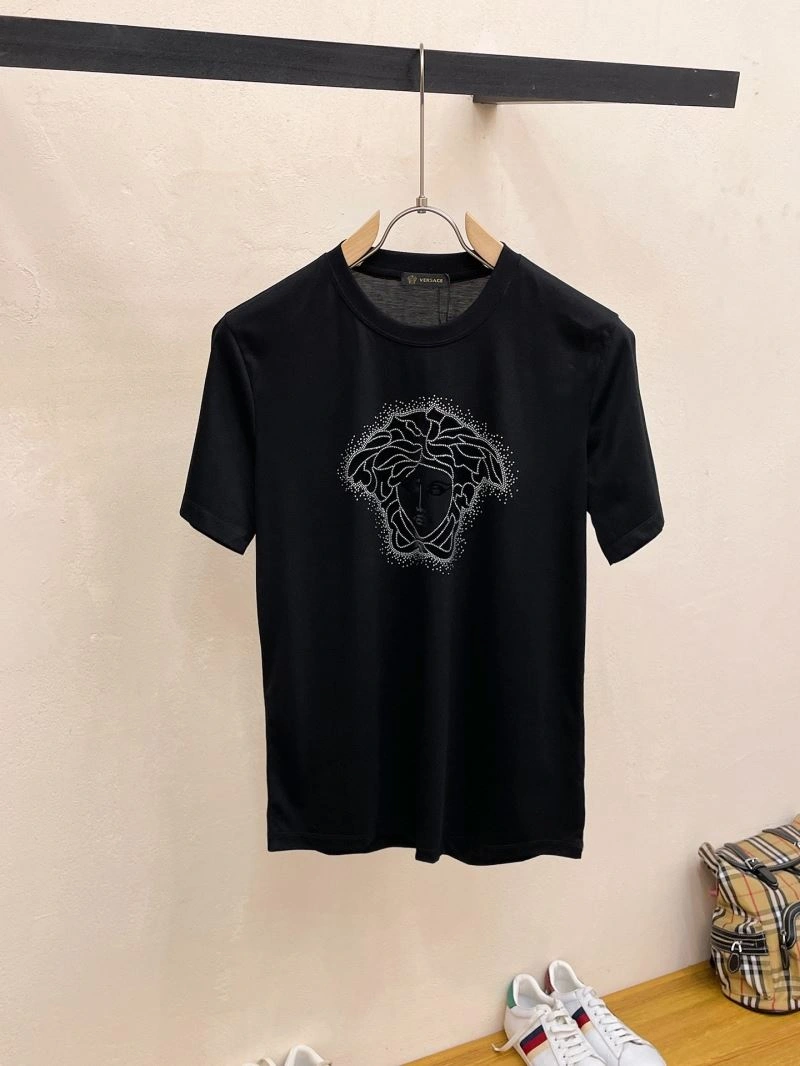 Versace T-Shirts Bright 175601