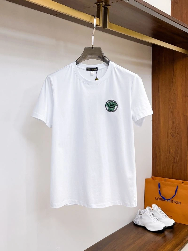 Sustainable Versace T-Shirts 175587