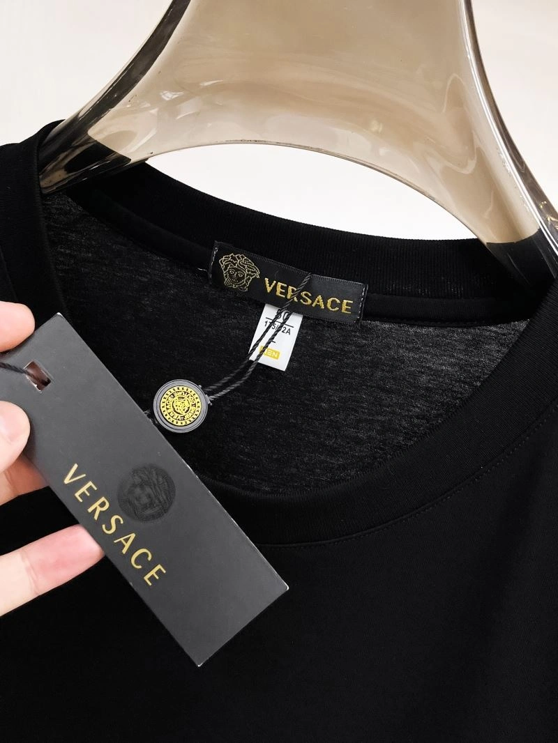 Durable Versace T-Shirts 175571