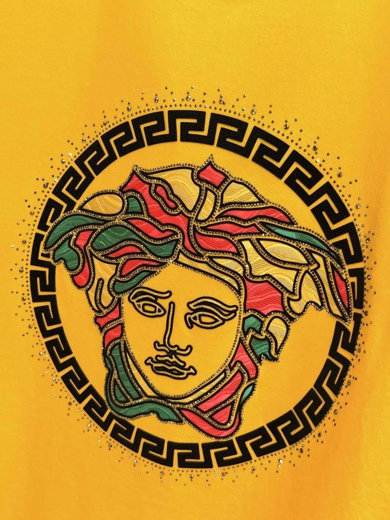 Versace T-Shirts Bright 175582