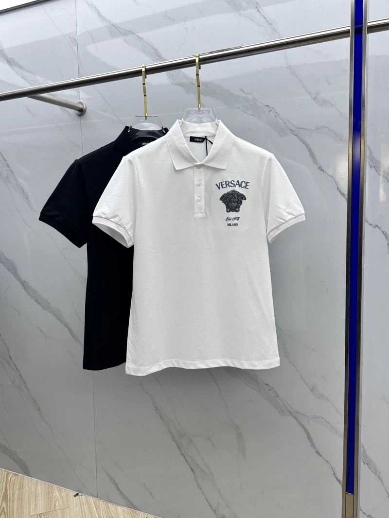 Versace T-Shirts Bright 175569