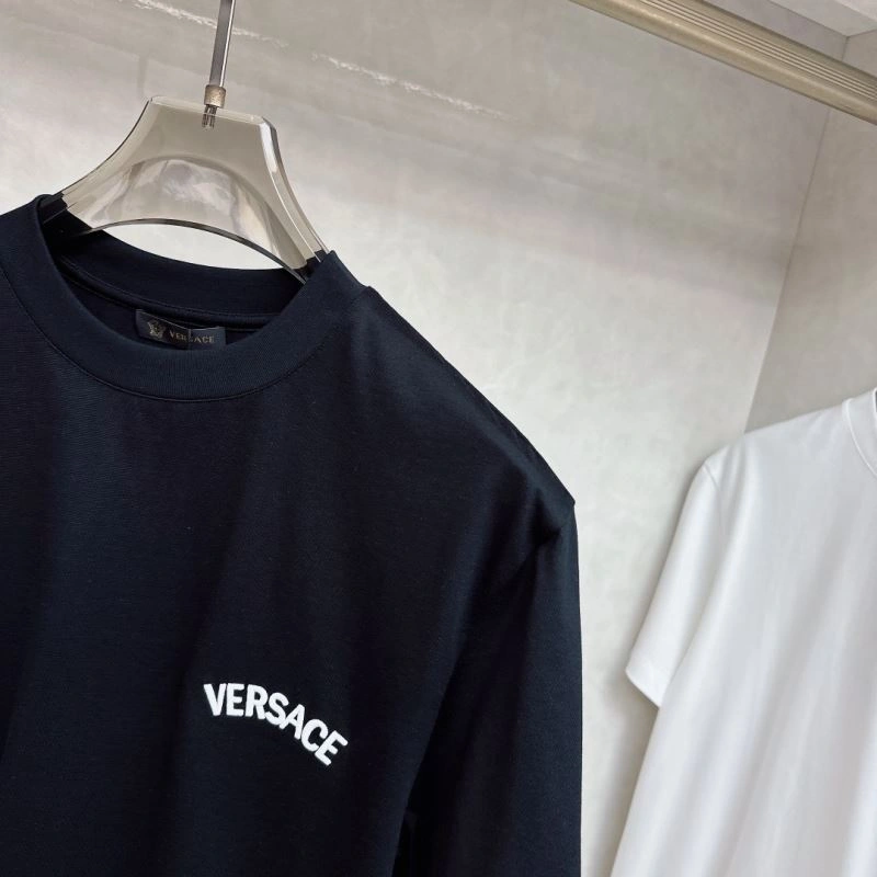 Versace T-Shirts Lightweight 175604