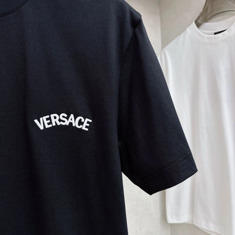 Versace T-Shirts Lightweight 175604