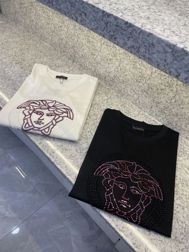 Versace T-Shirts TimelessDesign 175557