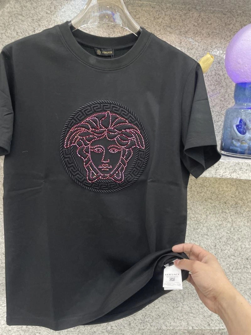 Versace T-Shirts TimelessDesign 175557