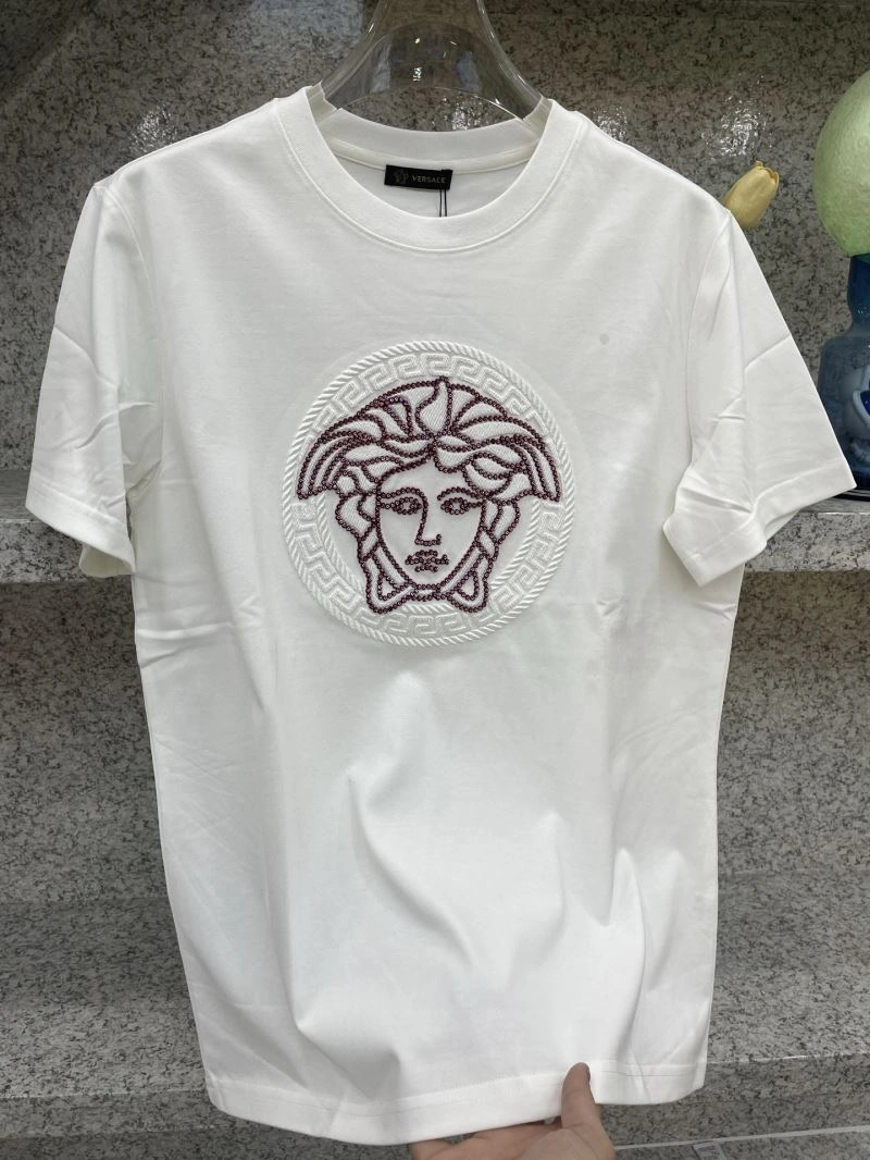 Versace T-Shirts TimelessDesign 175557