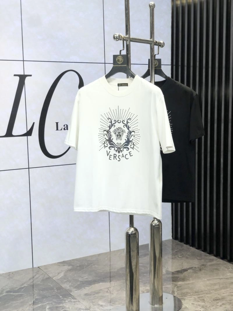 Versace T-Shirts Vibrant 175524
