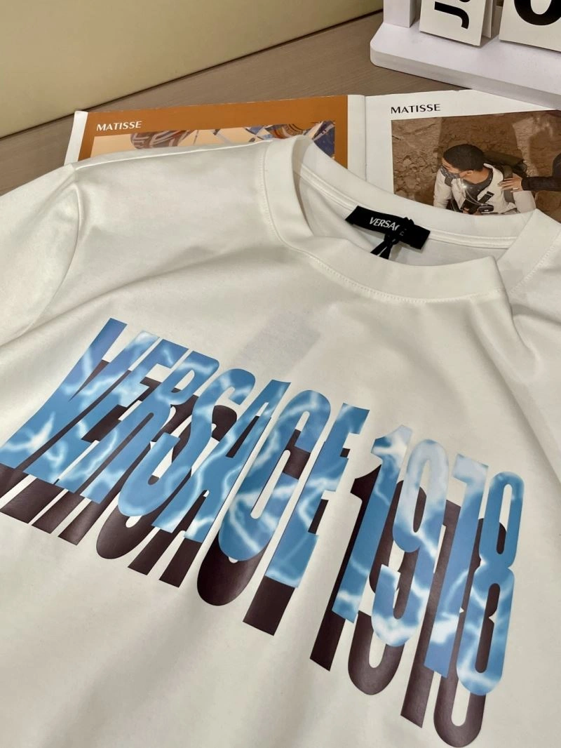 Versace T-Shirts Stylish 175481