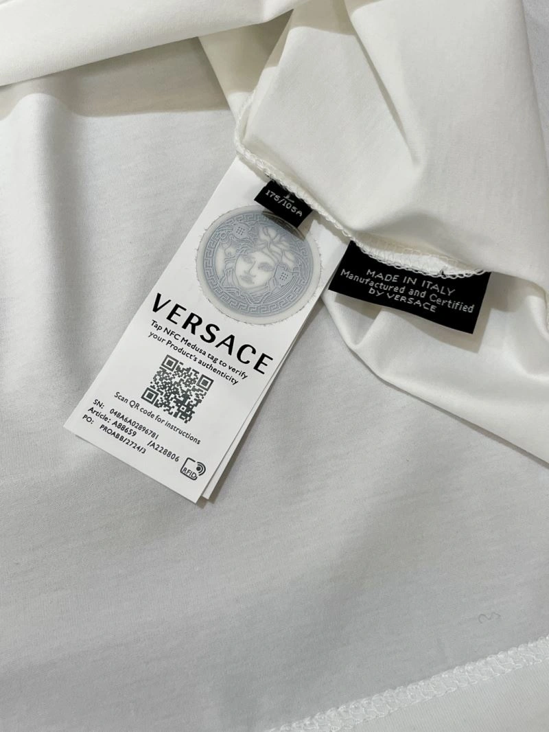 UrbanChic Versace T-Shirts 175519