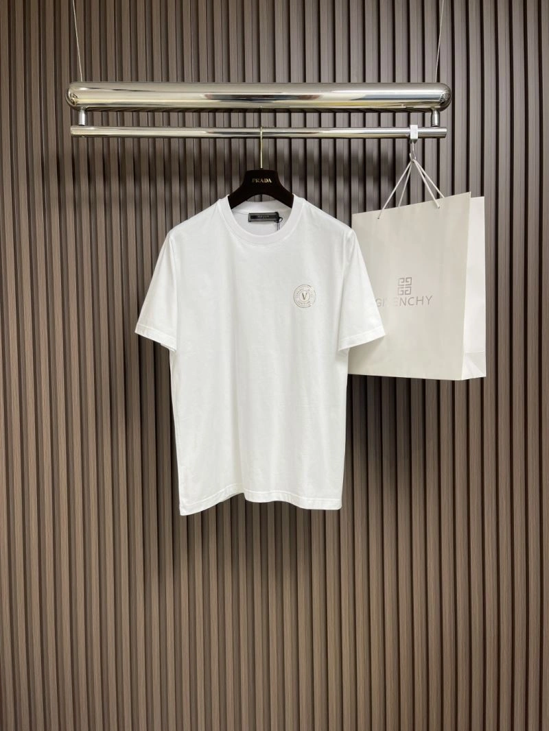 Versace T-Shirts WellDesigned 175473