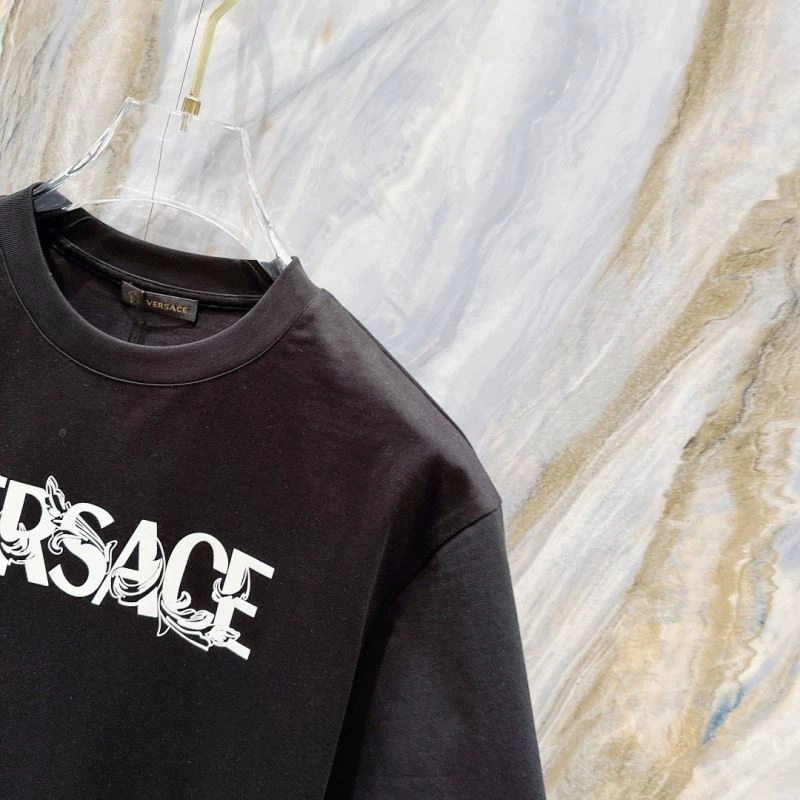 Versace T-Shirts Trendsetting 175461