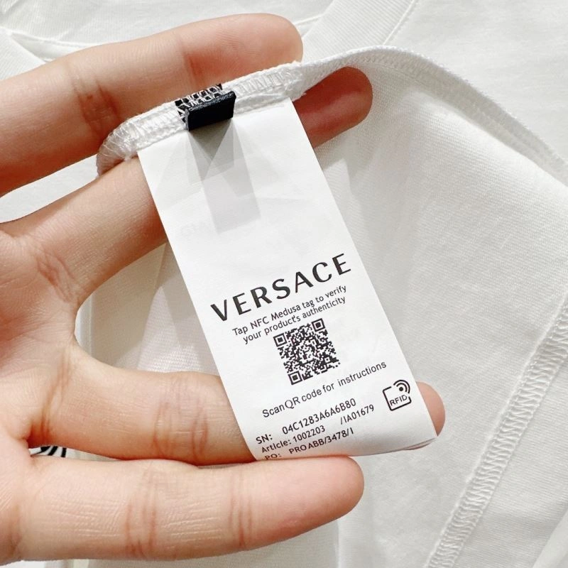 Versace T-Shirts Comfortable 175500