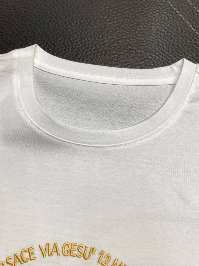 Versace T-Shirts WaterResistant 175527