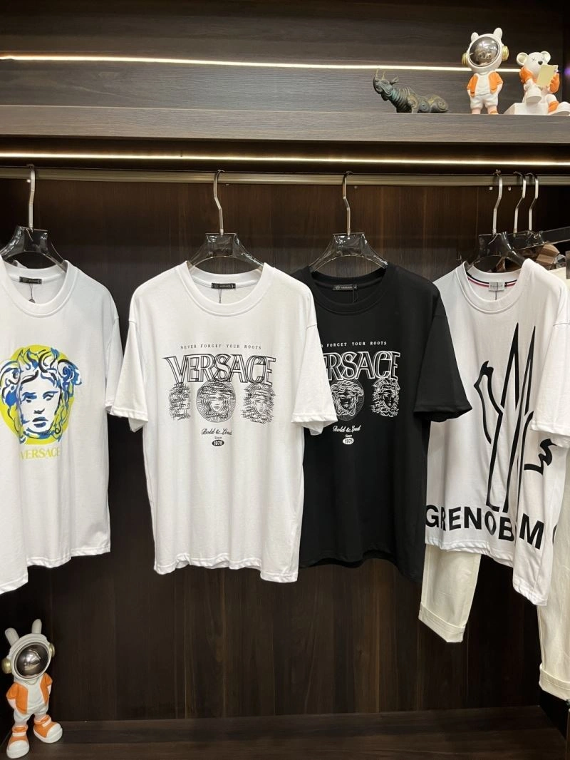 Versace T-Shirts Colorful 175452