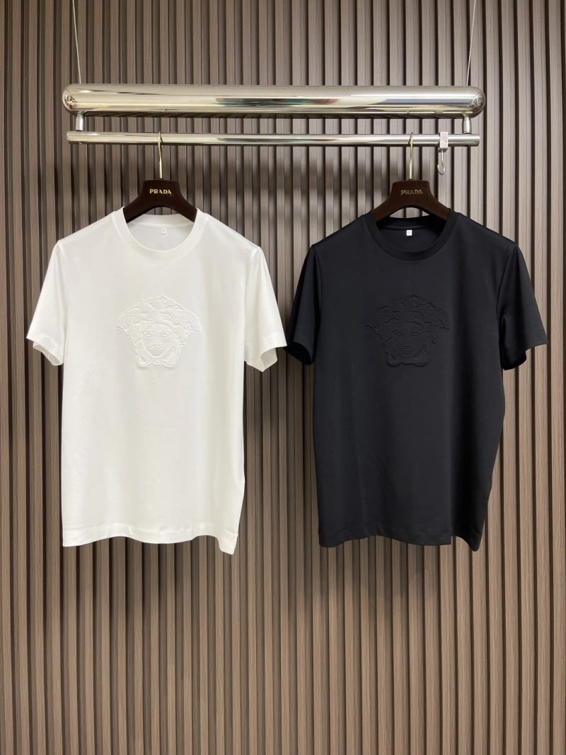 SunProtective Versace T-Shirts 175486