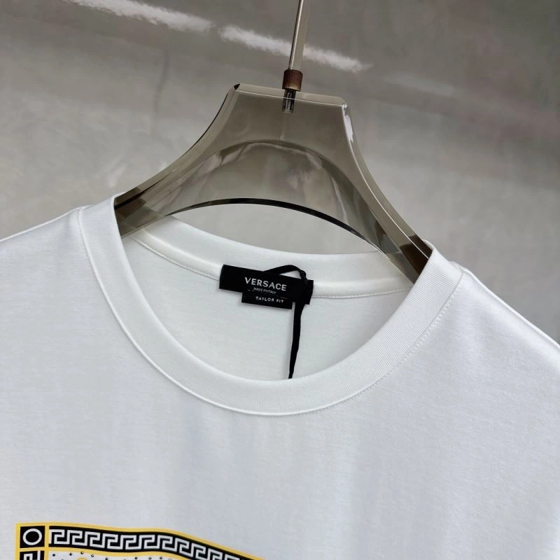 UrbanChic Versace T-Shirts 175437