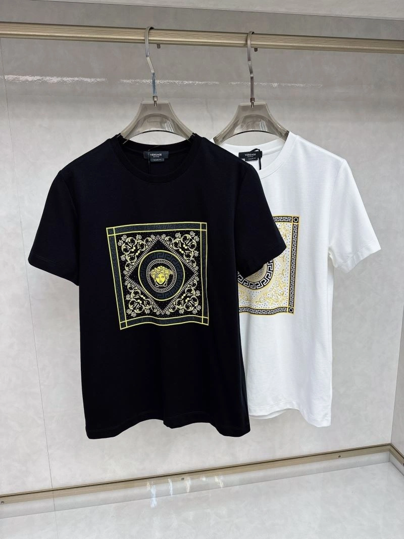 Unisex Versace T-Shirts 175440