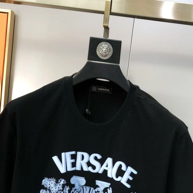 Versace T-Shirts Trendsetting 175436
