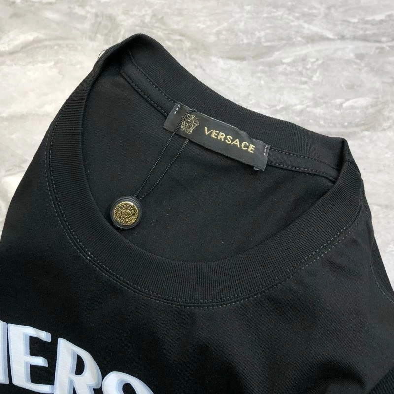 Versace T-Shirts Trendsetting 175436