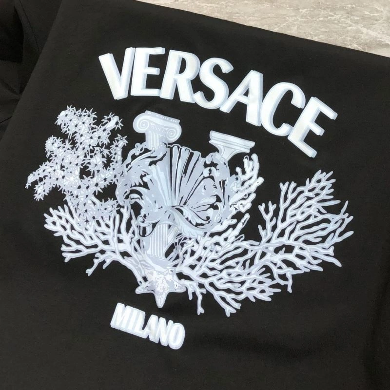 Versace T-Shirts Trendsetting 175436