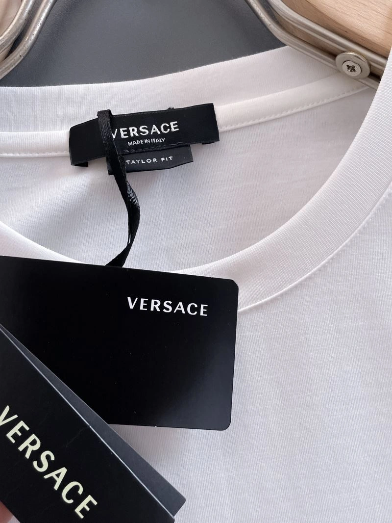 Classic Versace T-Shirts 175425