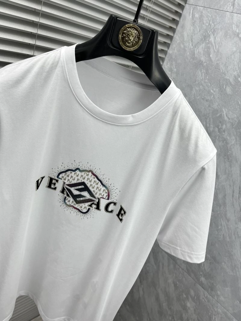 Versace T-Shirts WaterResistant 175340