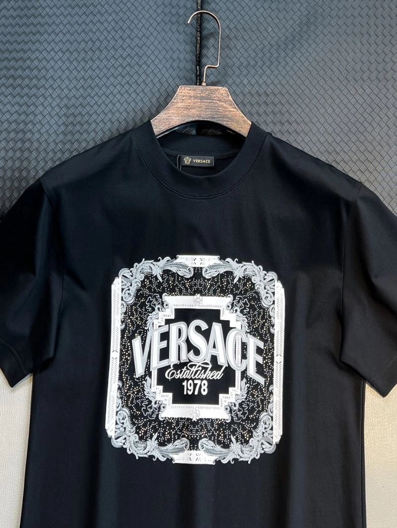 Versace T-Shirts Neat 175338