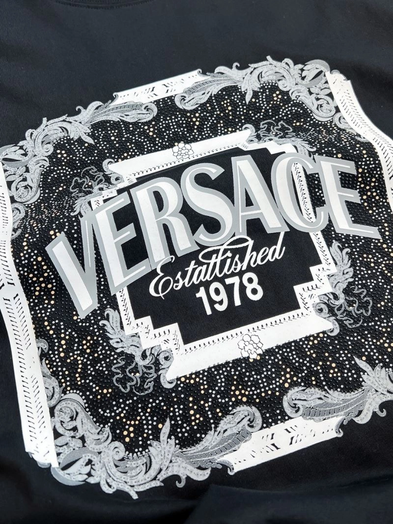 Versace T-Shirts Neat 175338