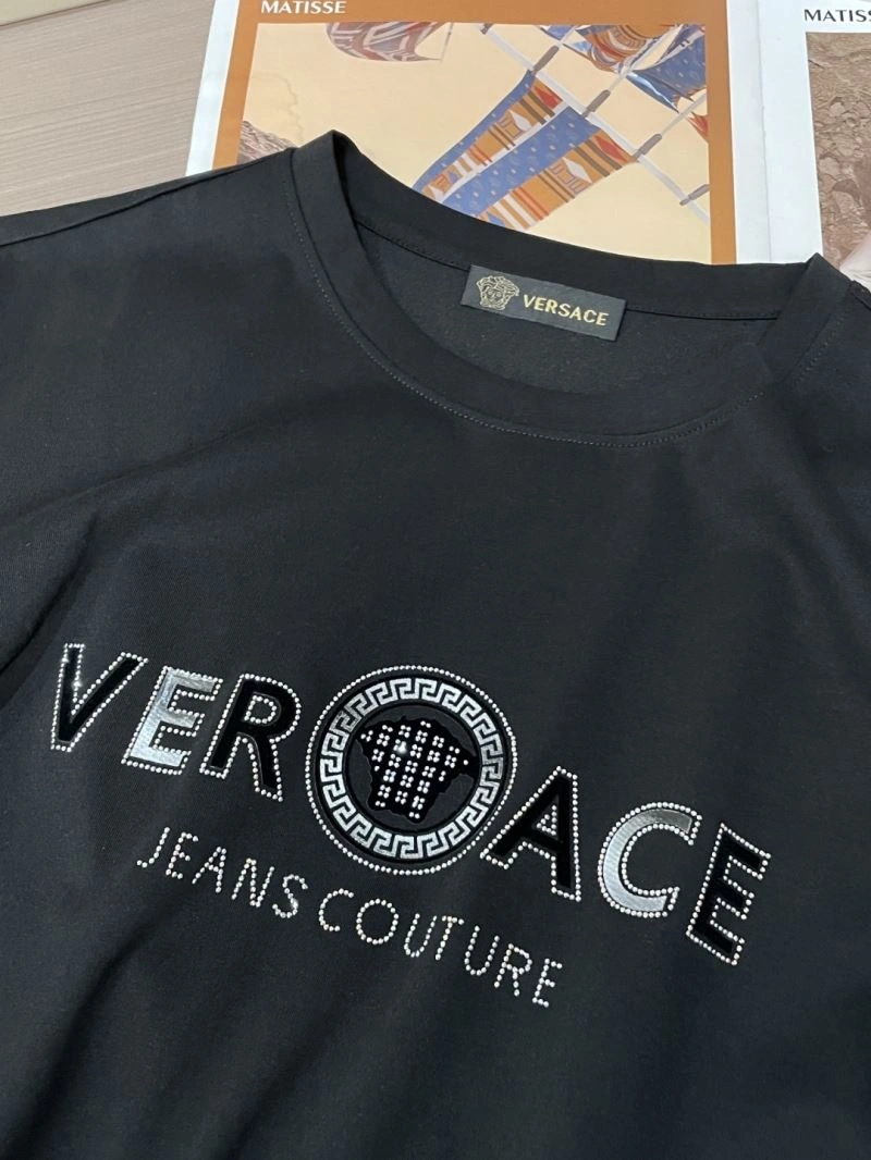 Vibrant Versace T-Shirts 175351